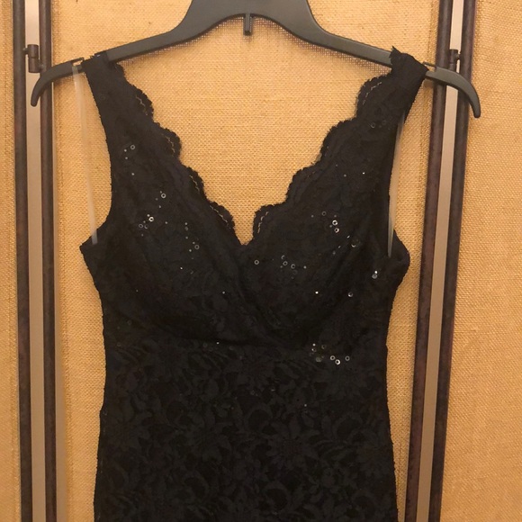 That little black dress - Picture 1 of 8